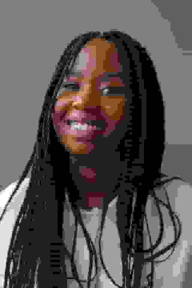linkedin-profile-picture-ai-marketing-industry
