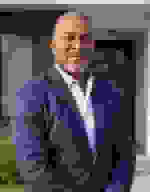 Professional headshot example 4