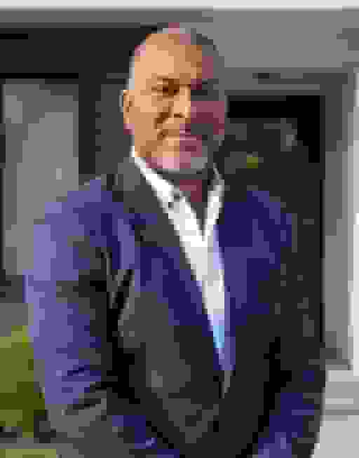 Professional headshot example 4