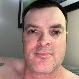 Original selfie uploaded by the customer