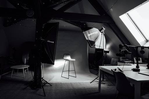 Photo of the Headshots Studio 'Studio Shapers - Location studio video rennes'