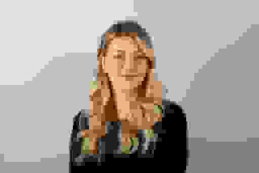 AI LinkedIn Photo Generators — What's Real and What's BS
