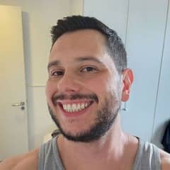 Hochgeladenes Selfie (Vorher)