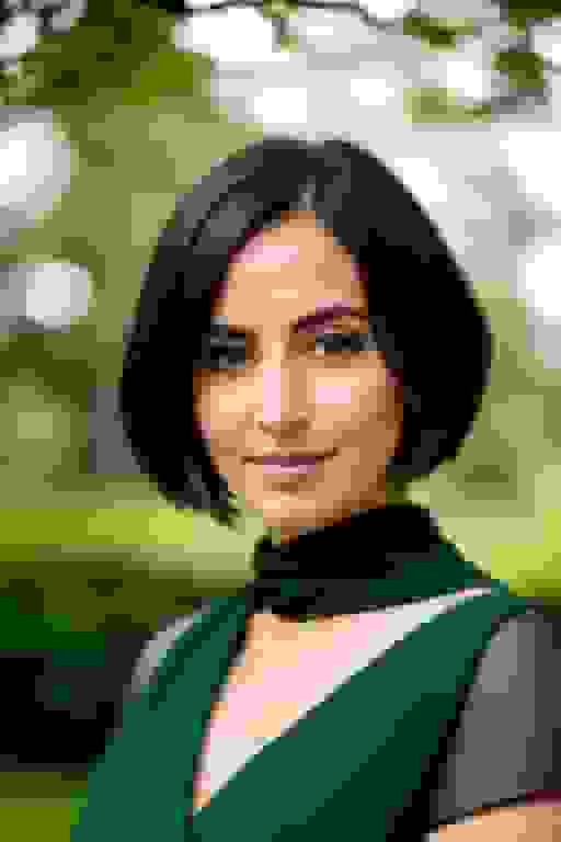 ai-team-headshots-example-woman